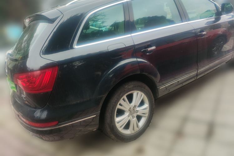 Used Audi Q7 2013 35 TFSI Comfort Model Rear Right 45 Deg