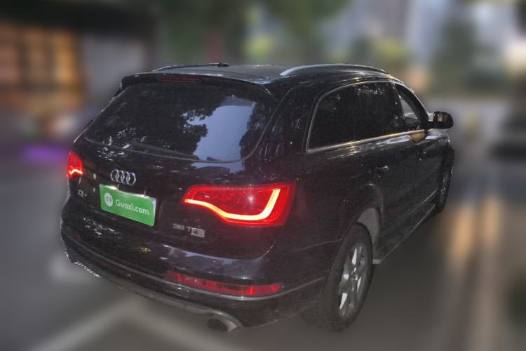 Used Audi Q7 2013 35 TFSI Ambition Edition Rear Right 45 Deg