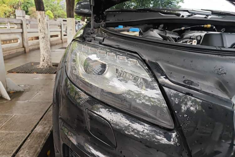 Used Audi Q7 2013 35 TFSI Ambition Edition Right Front Headlight