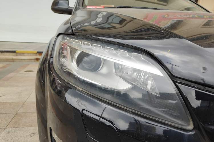 Used Audi Q7 2013 35 TFSI Ambition Edition Right Front Headlight