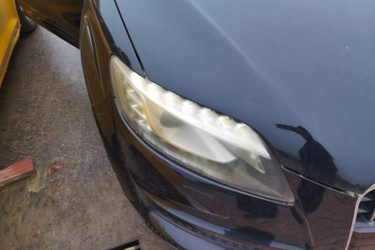Used Audi Q7 2013 35 TFSI Ambition Edition Right Front Headlight