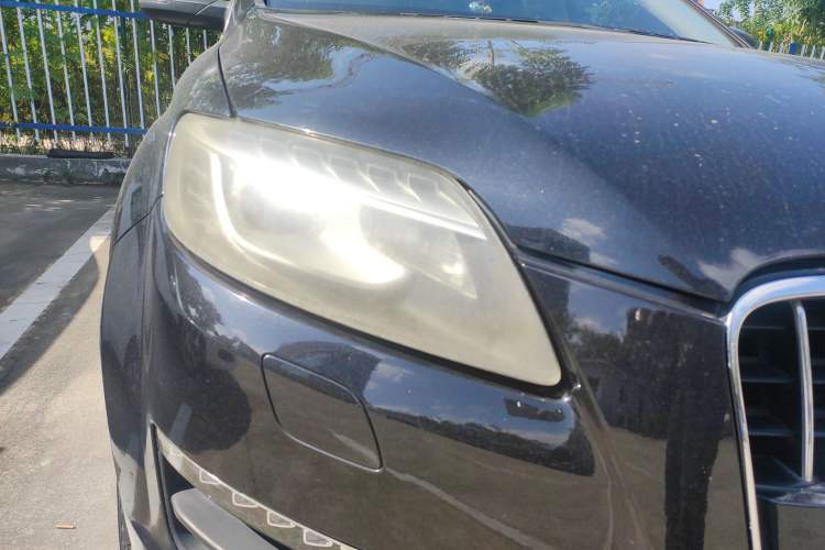Used Audi Q7 2013 35 TFSI Ambition Edition Right Front Headlight
