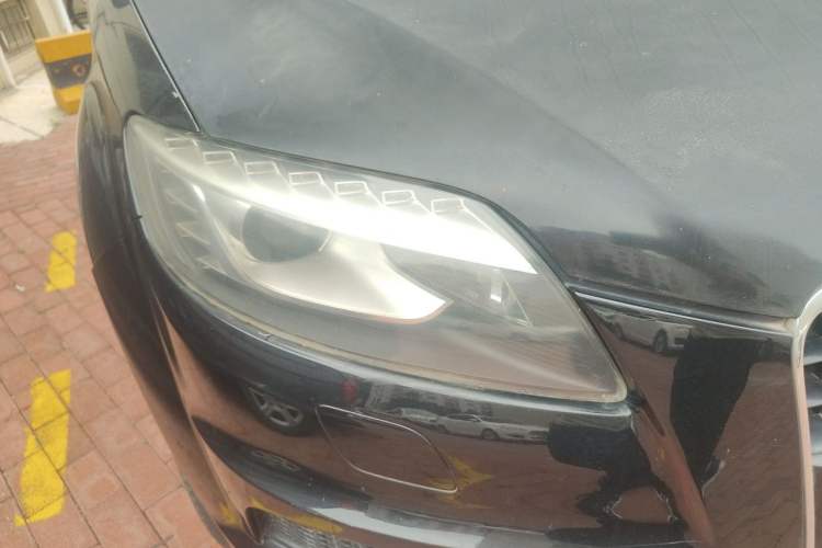 Used Audi Q7 2013 35 TFSI Technology Edition Right Front Headlight