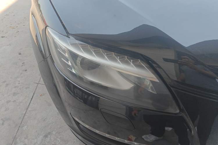 Used Audi Q7 2013 35 TFSI Ambition Edition Right Front Headlight