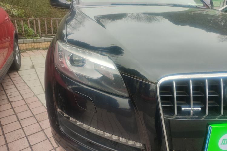 Used Audi Q7 2013 35 TFSI Comfort Model Right Front Headlight
