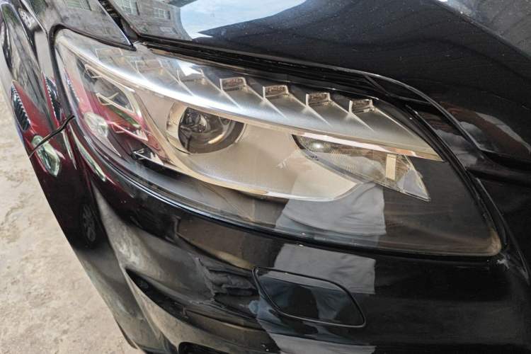 Used Audi Q7 2013 35 TFSI Technology Edition Right Front Headlight