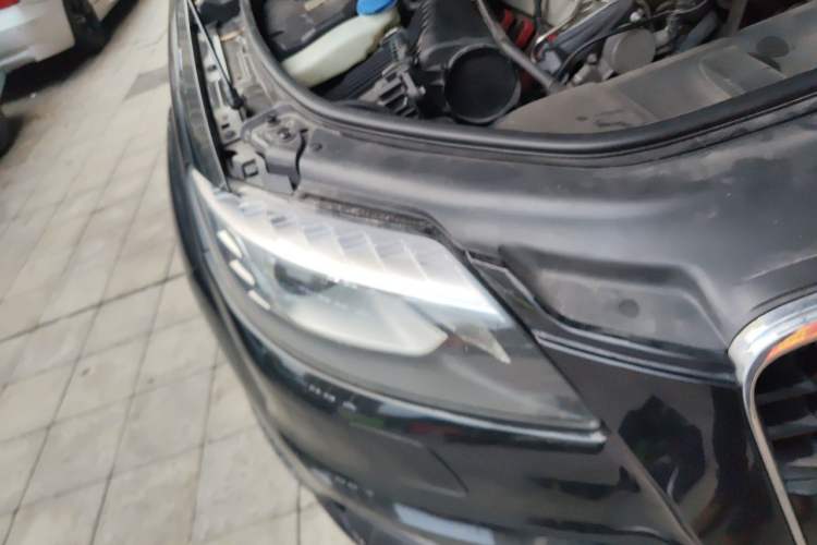 Used Audi Q7 2013 35 TFSI Ambition Edition Right Front Headlight