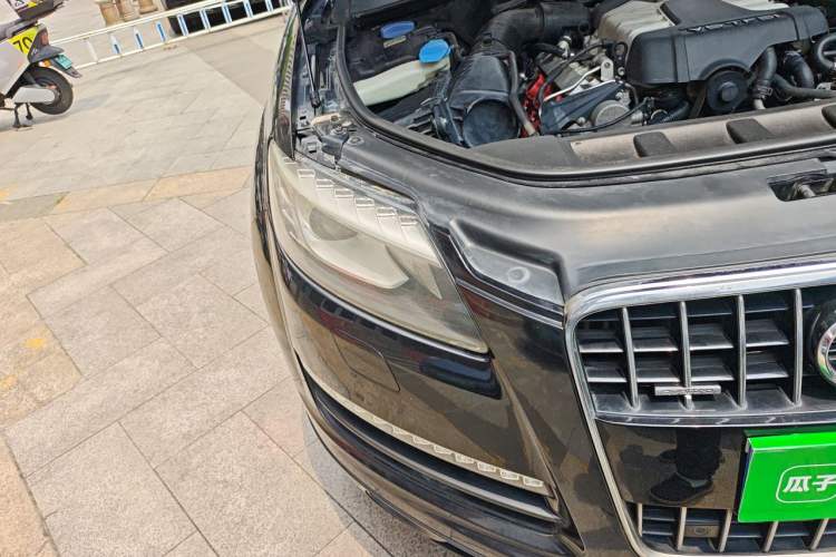 Used Audi Q7 2013 35 TFSI Technology Edition Right Front Headlight