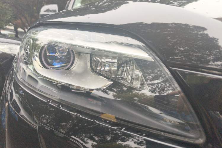 Used Audi Q7 2013 35 TFSI Ambition Edition Right Front Headlight