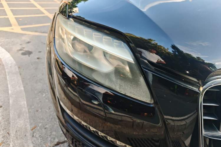 Used Audi Q7 2013 35 TFSI Exclusive Edition Right Front Headlight