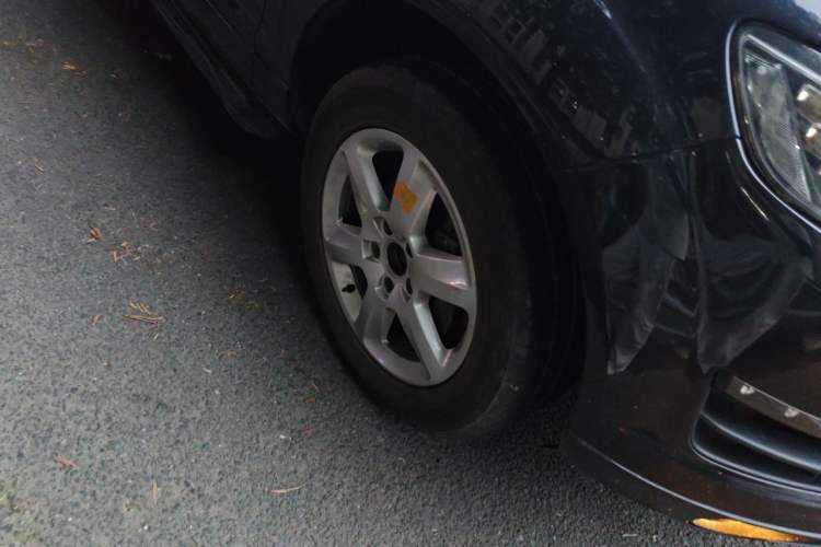 Used Audi Q7 2013 35 TFSI Ambition Edition Right Front Wheel Hub