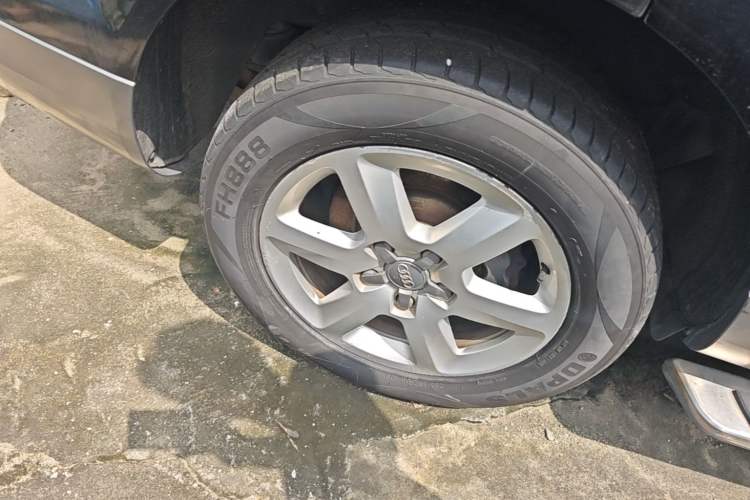 Used Audi Q7 2013 35 TFSI Ambition Edition Right Rear Wheel Hub