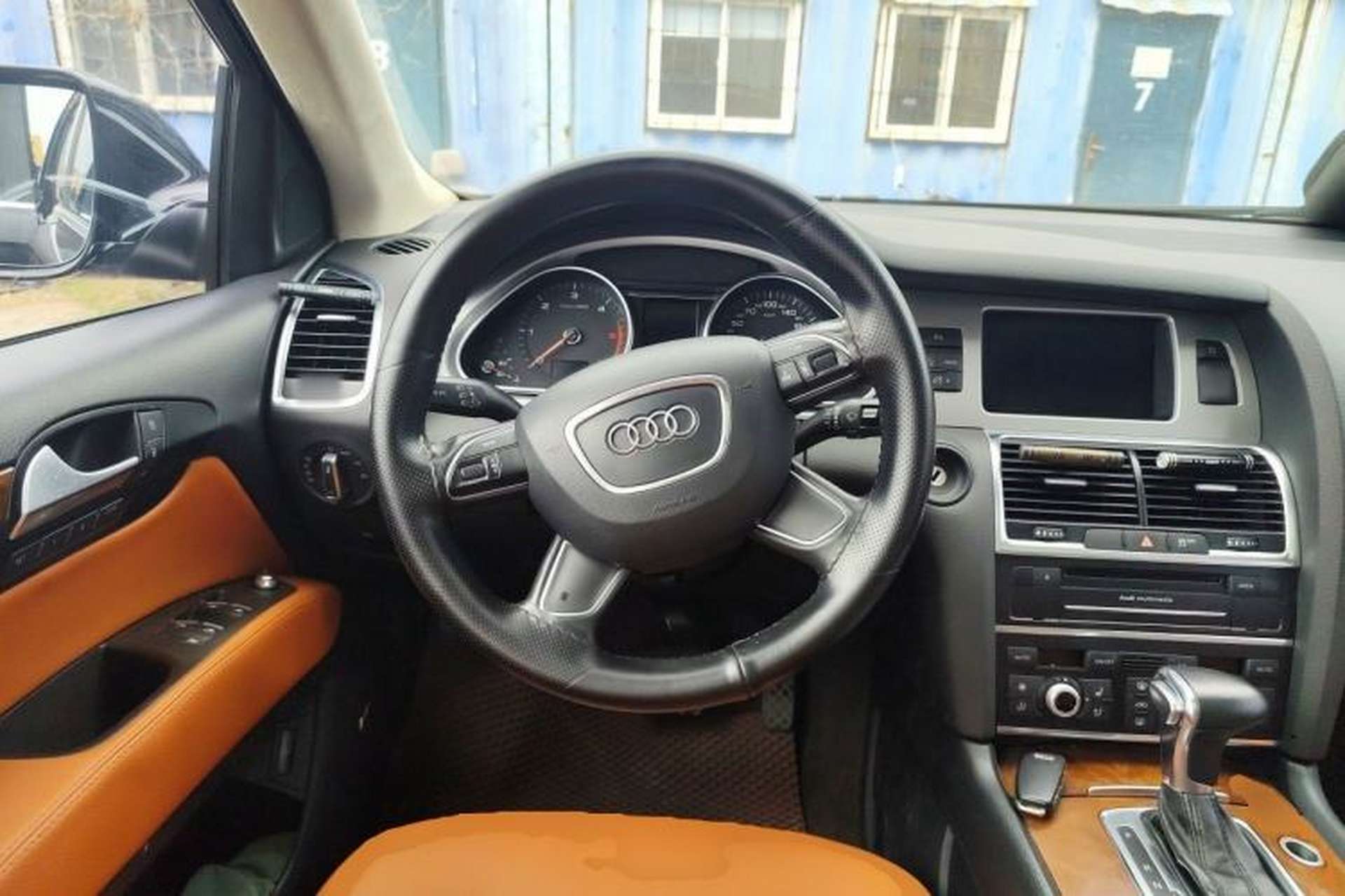 Used Audi Q7 2013 35 TDI Exclusive Edition Steering Wheel
