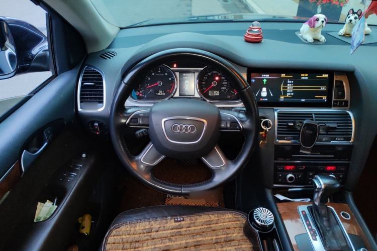 Used Audi Q7  Steering Wheel