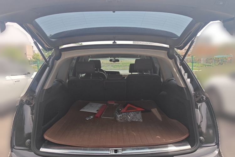 Used Audi Q7 2013 35 TFSI Ambition Edition Trunk