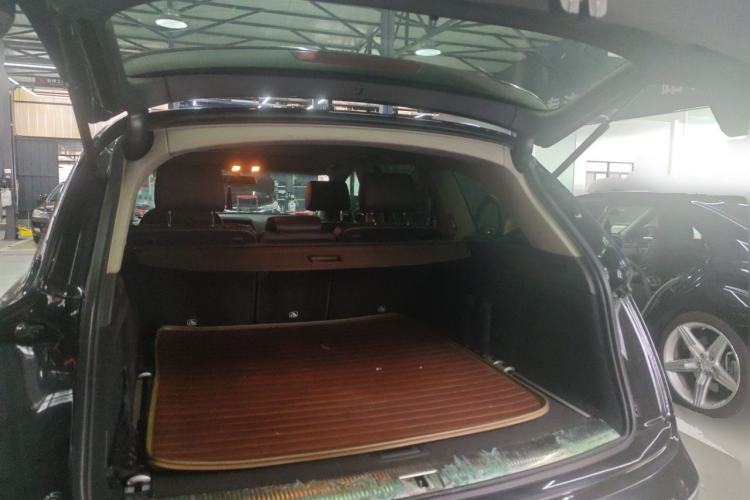Used Audi Q7 2013 35 TFSI Technology Edition Trunk