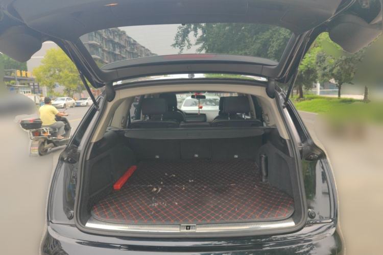 Used Audi Q7 2013 35 TFSI Technology Edition Trunk
