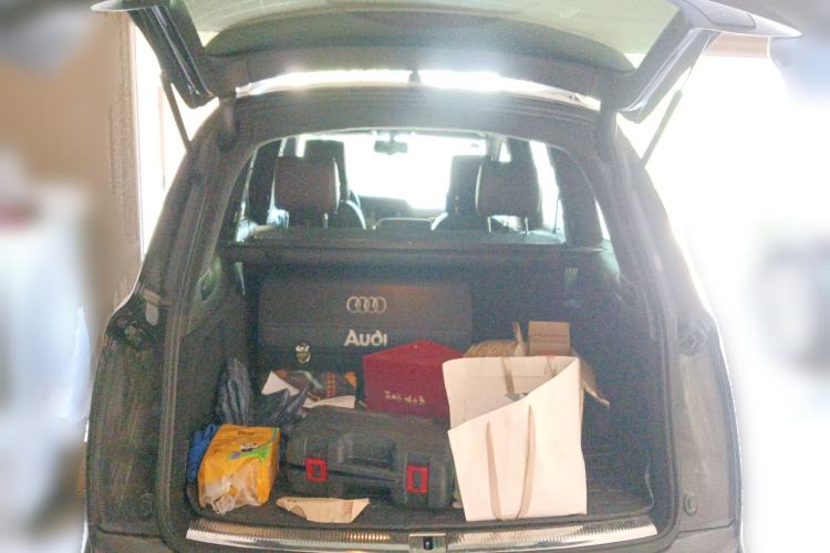 Used Audi Q7 2013 35 TFSI Exclusive Edition Trunk