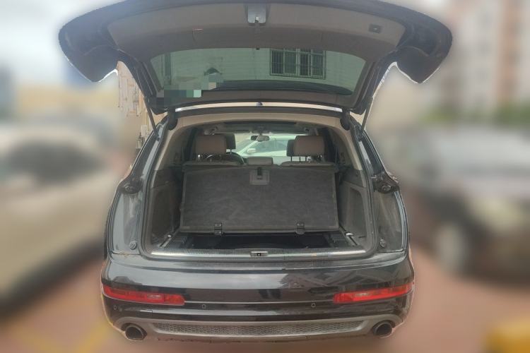 Used Audi Q7 2013 35 TFSI Technology Edition Trunk