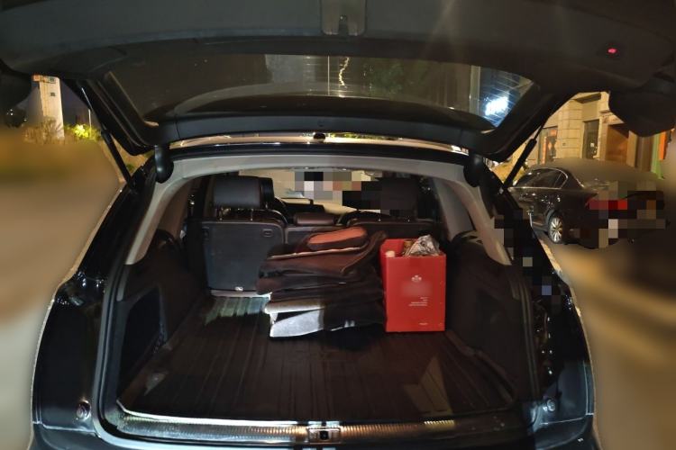 Used Audi Q7 2013 35 TFSI Ambition Edition Trunk