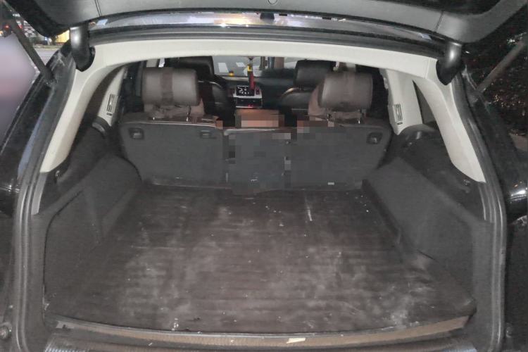 Used Audi Q7 2013 35 TFSI Ambition Edition Trunk