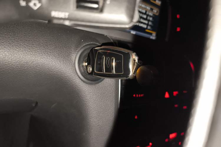 Used Audi Q7 2013 35 TFSI Technology Edition Vehicle Key