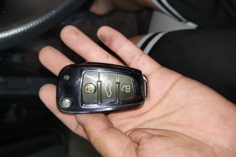 Used Audi Q7 2013 35 TFSI Ambition Edition Vehicle Key
