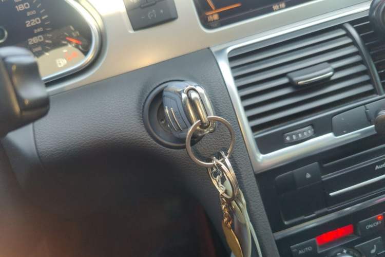 Used Audi Q7 2013 35 TFSI Technology Edition Vehicle Key