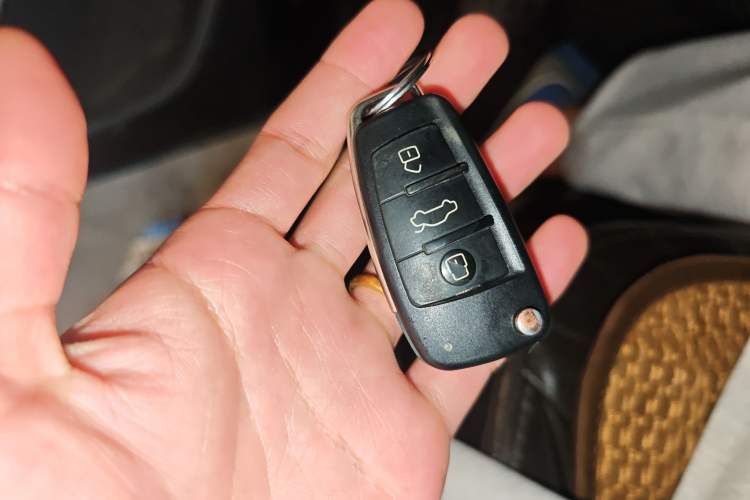 Used Audi Q7 2013 35 TFSI Ambition Edition Vehicle Key