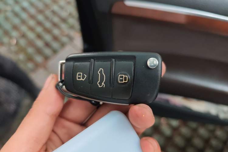 Used Audi Q7 2013 35 TFSI Ambition Edition Vehicle Key
