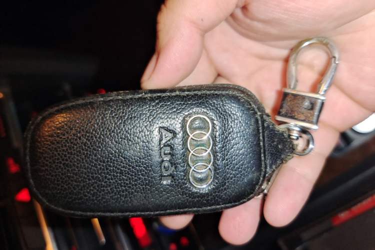 Used Audi Q7 2013 35 TFSI Ambition Edition Vehicle Key