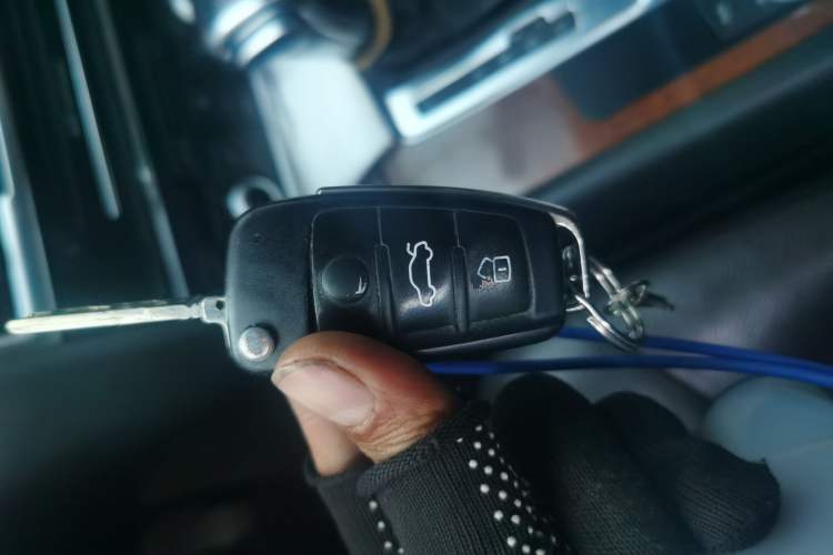 Used Audi Q7 2013 35 TDI Leading Model Vehicle Key