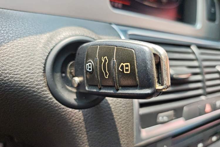 Used Audi Q7 2013 35 TFSI Technology Edition Vehicle Key