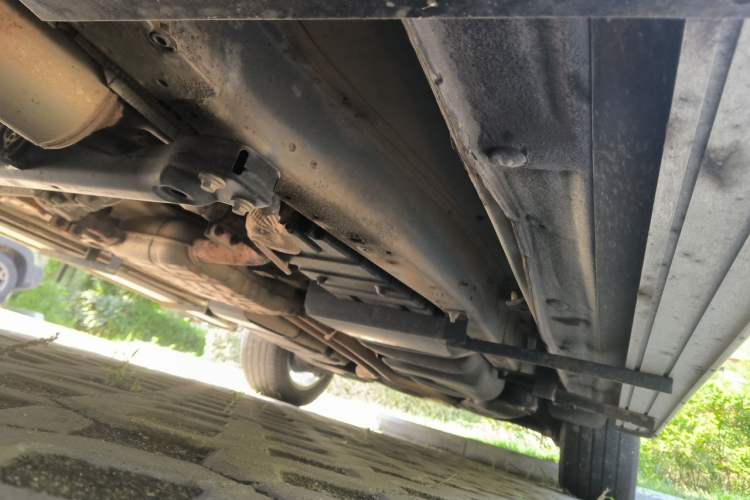 Used Audi Q7 2013 35 TDI Leading Model Chassis Front Left