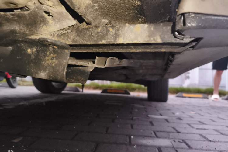 Used Audi Q7 2013 35 TDI Leading Model Chassis Front Left
