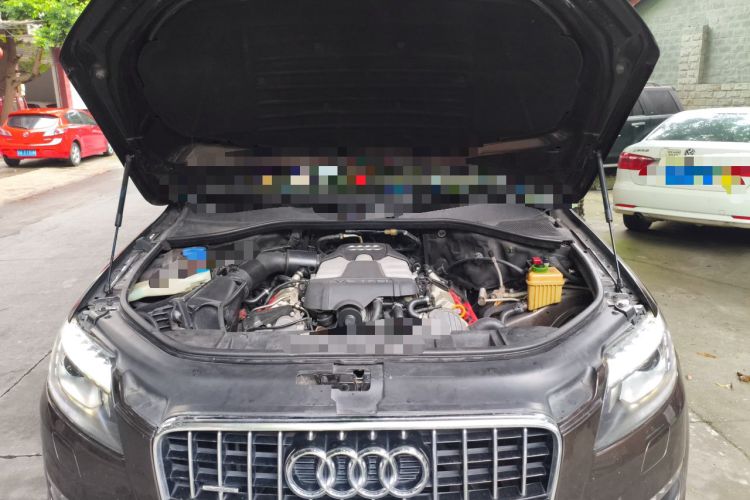 Used Audi Q7 2013 35 TFSI Ambition Edition Engine Bay