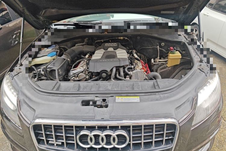 Used Audi Q7 2013 35 TFSI Technology Edition Engine Bay