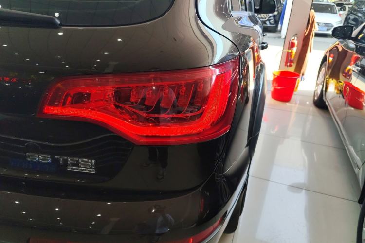 Used Audi Q7 2013 35 TFSI Technology Edition Exterior 2