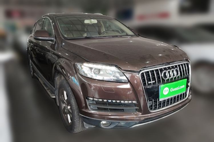 Used Audi Q7 2013 35 TFSI Ambition Edition Front Right 45 Deg