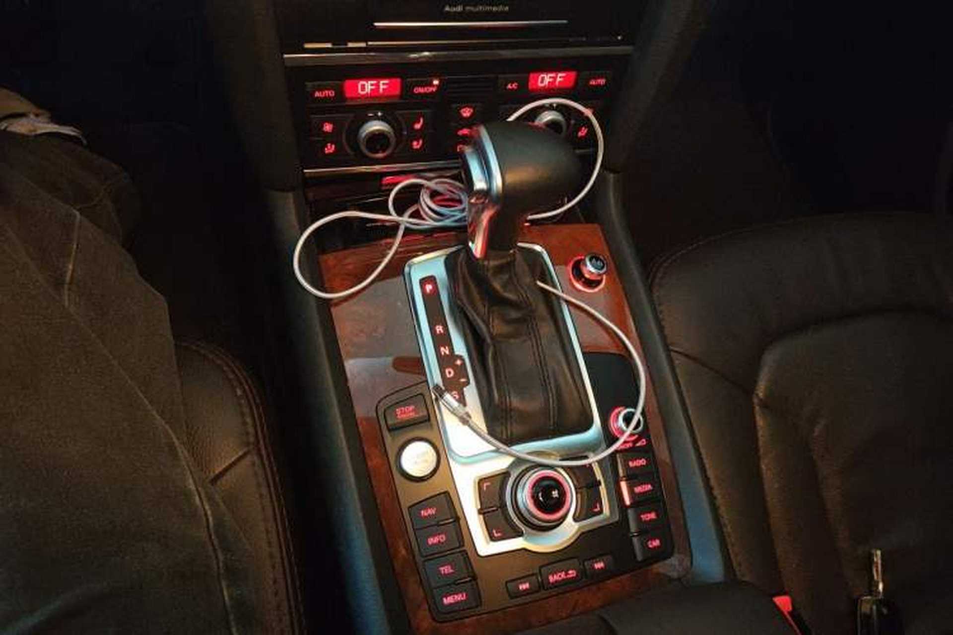 Used Audi Q7 2013 35 TFSI Ambition Edition Gear Lever