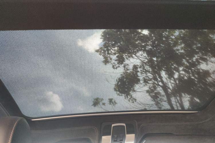 Used Audi Q7 2013 35 TFSI Exclusive Edition Headliner