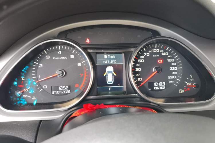 Used Audi Q7 2013 35 TFSI Ambition Edition Instrument Cluster