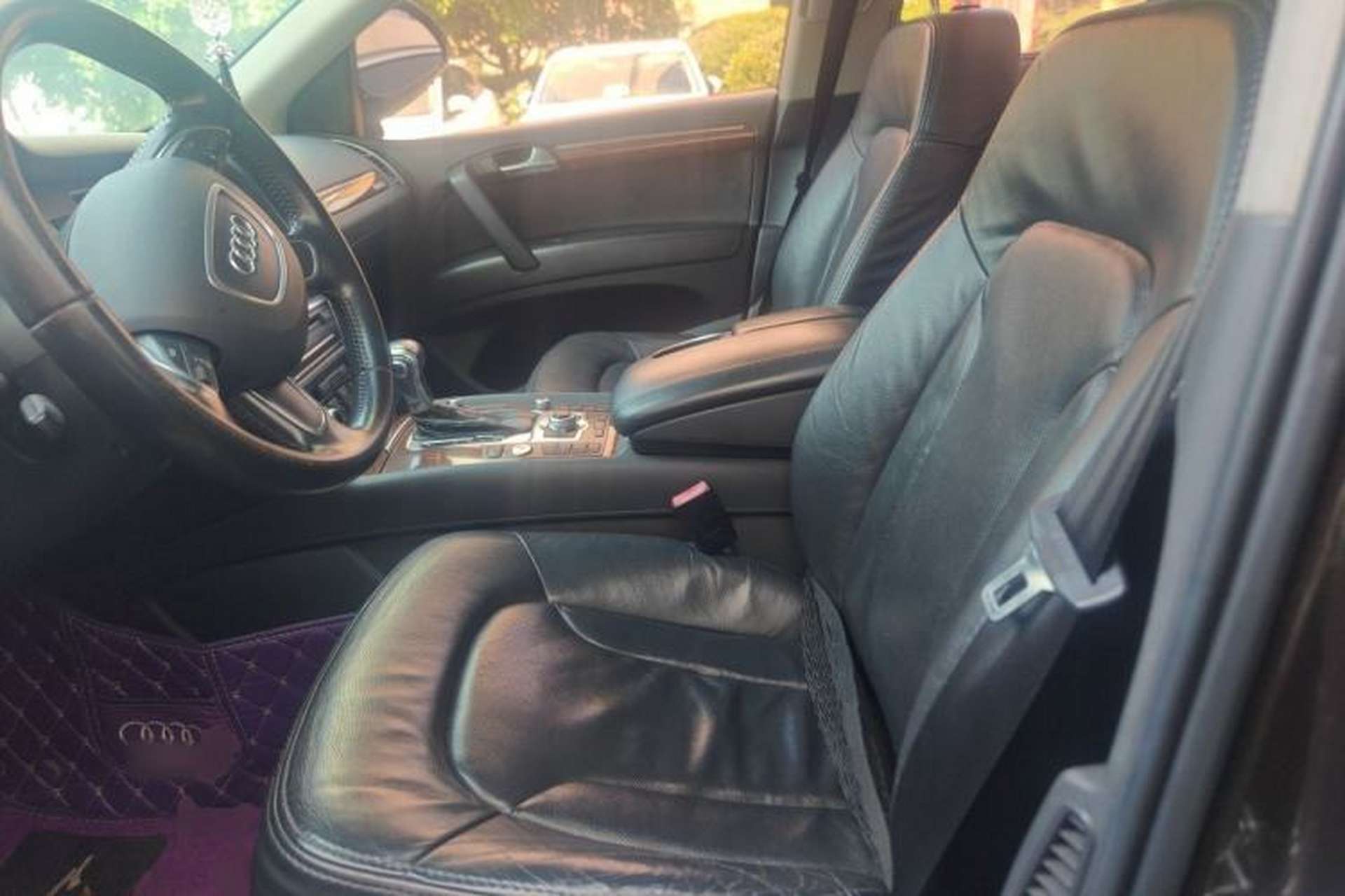 Used Audi Q7 2013 35 TFSI Ambition Edition Left Front Seat