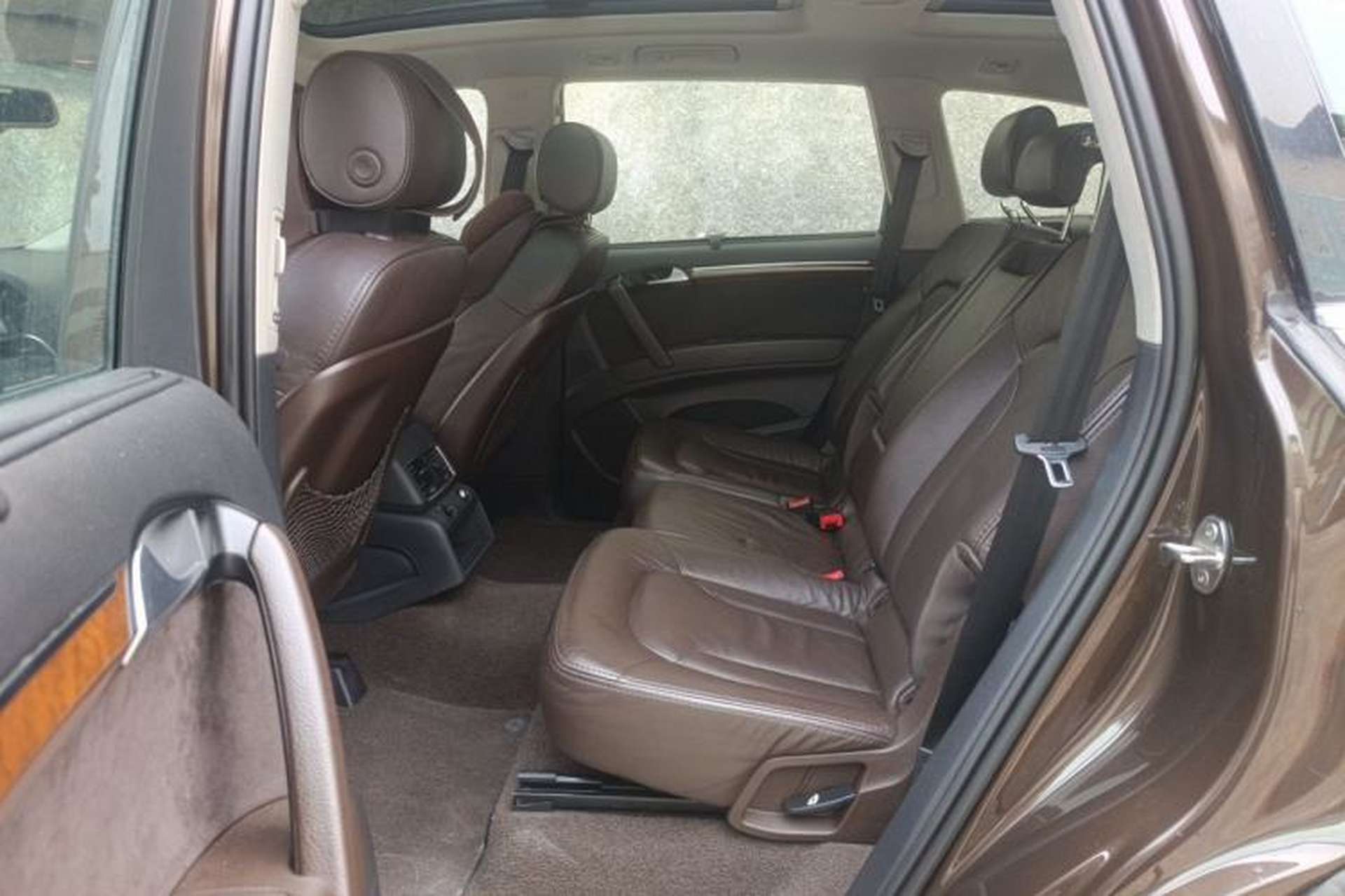Used Audi Q7 2013 35 TFSI Ambition Edition Left Rear Seat
