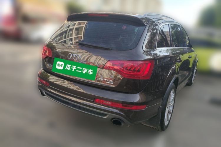 Used Audi Q7 2013 35 TFSI Exclusive Edition Rear Right 45 Deg