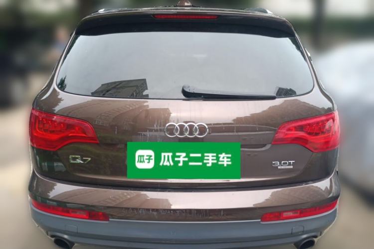 Used Audi Q7  Rear