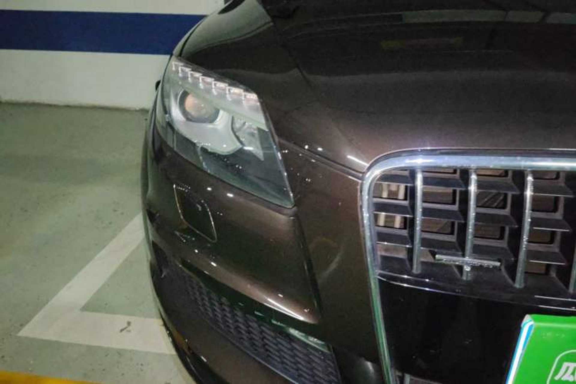 Used Audi Q7 2013 35 TFSI Ambition Edition Right Front Headlight
