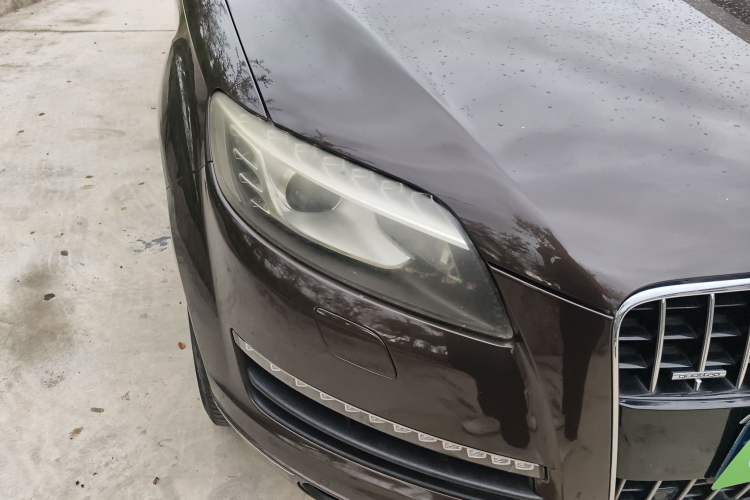 Used Audi Q7 2013 35 TFSI Comfort Model Right Front Headlight