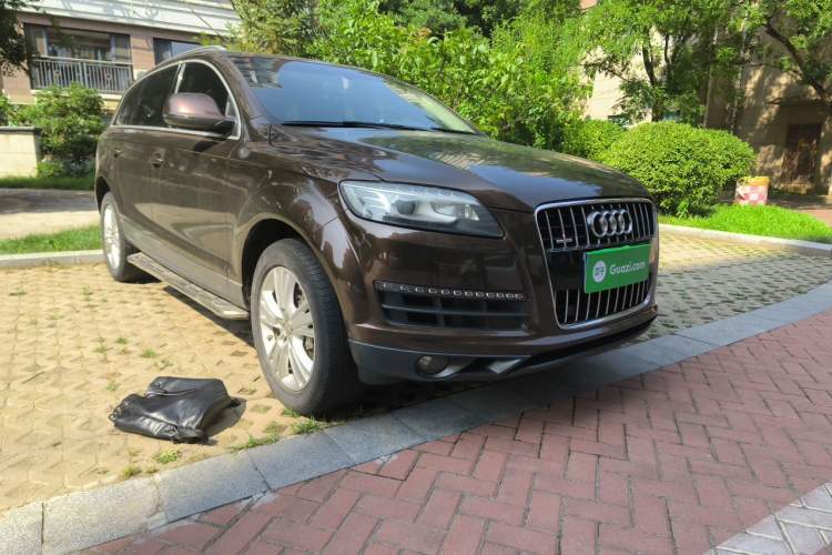 Used Audi Q7 2013 35 TDI Leading Model Right Front Headlight