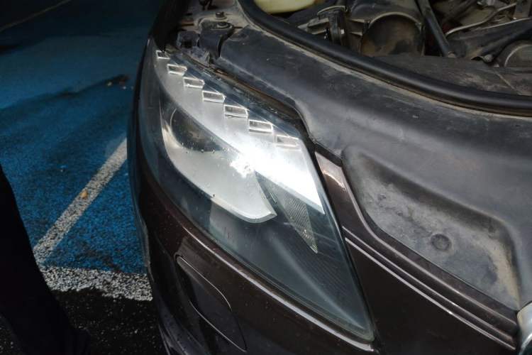 Used Audi Q7 2013 35 TFSI Ambition Edition Right Front Headlight
